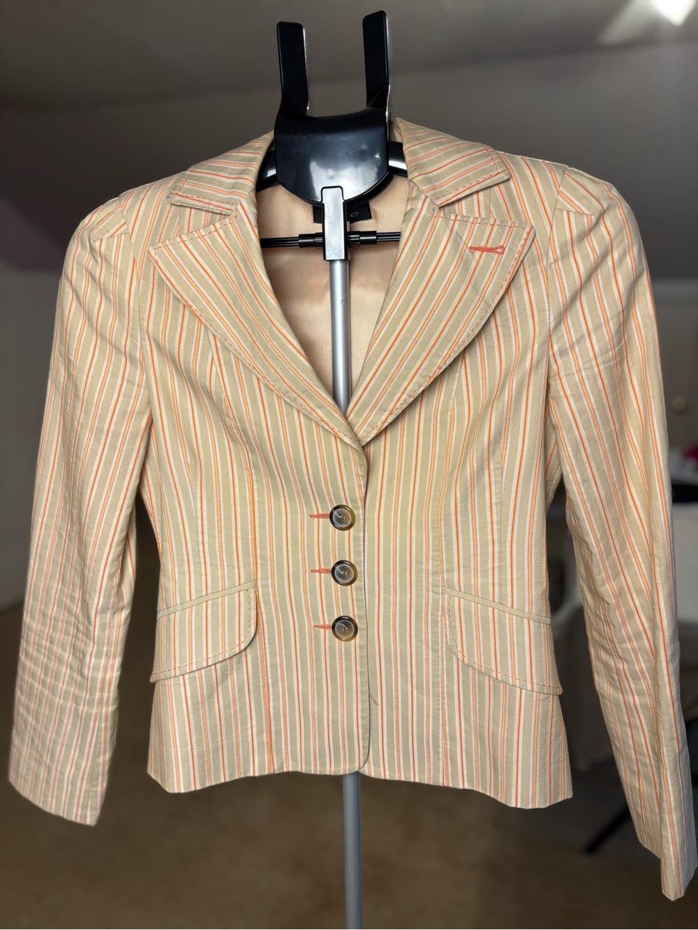 Vintage Bebe Pinstripe Tailored Blazer Size 2 Beige Orange Vertical Stripe Y2K